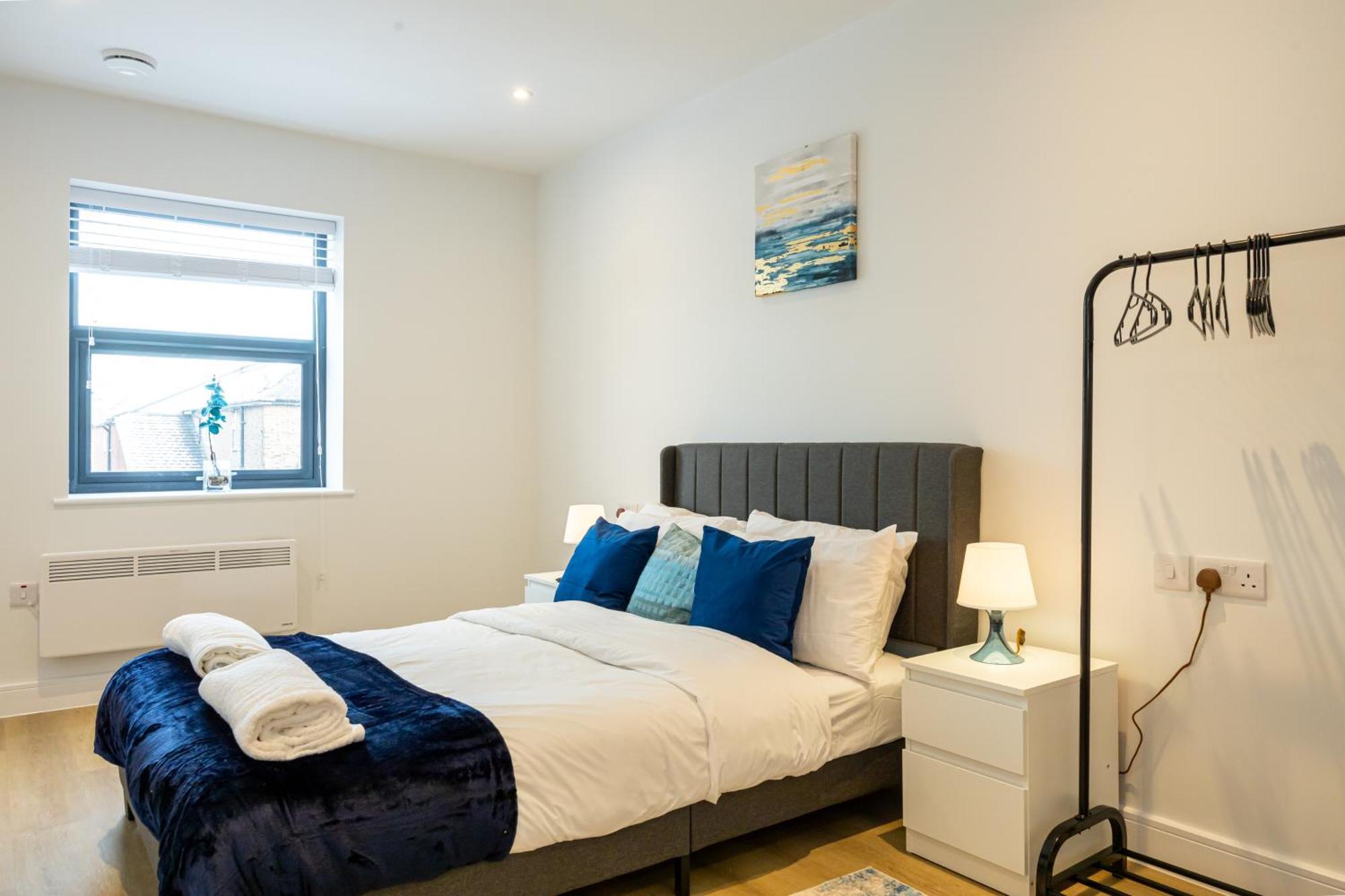 Modern 2 Bed Near Wythenshawe Hospital And Manchester Airport With Parking Eksteriør bilde